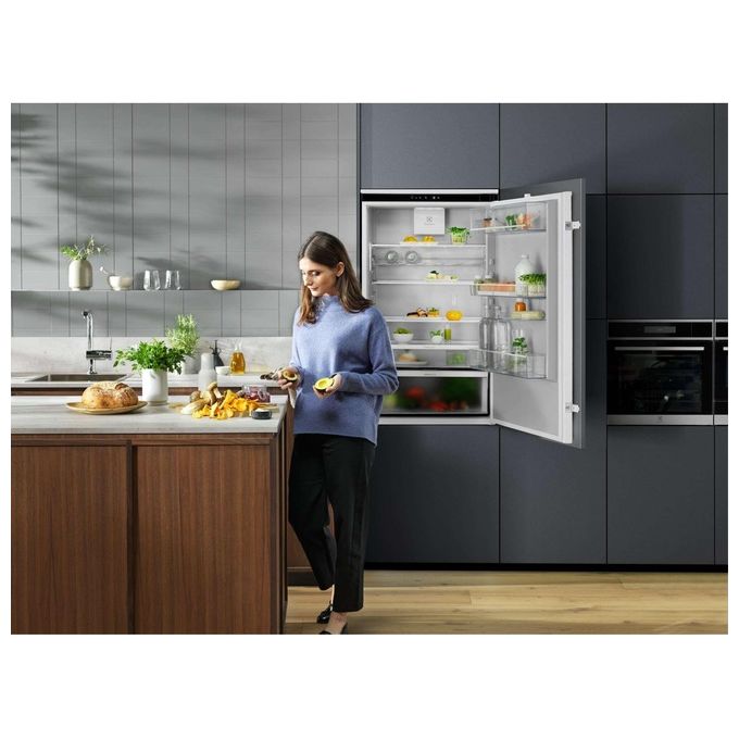 Electrolux KNR7TE75S Serie 700 Frigorifero Combinato da Incasso 376 L 188 cm Classe E 35 dB Total No Frost colore Bianco