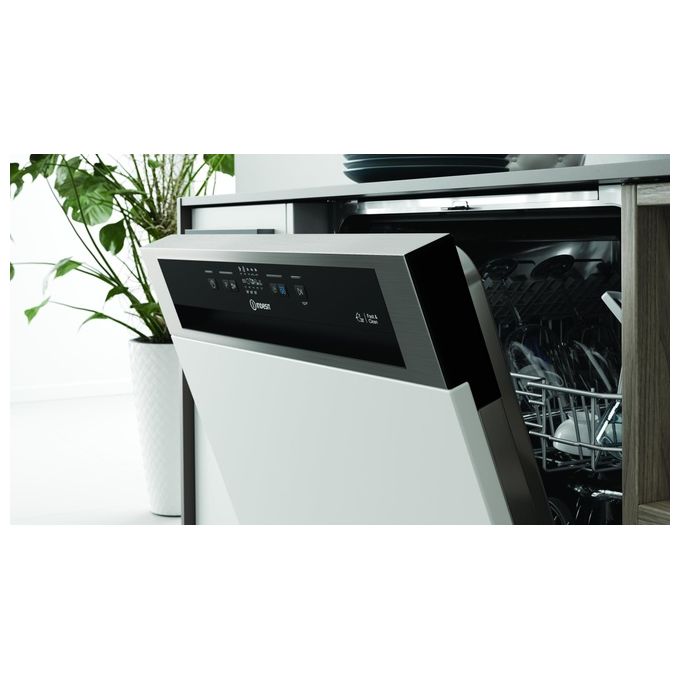 Indesit I3BL634X Lavastoviglie a Scomparsa Parziale 14 coperti Classe D 44 dB Touch (82x60x55 cm) colore Bianco