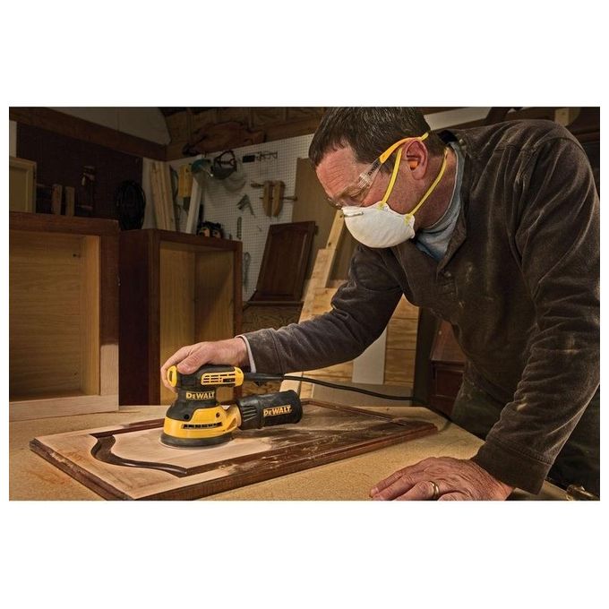 DEWALT LEVIGATRICE ROTOORBITALE
