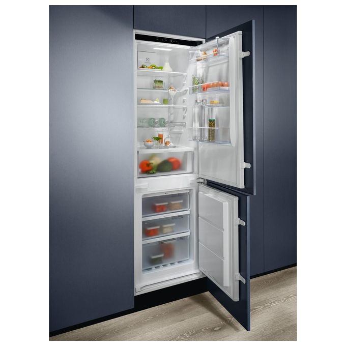 Electrolux LNG7TE18S Serie 700 Frigorifero Combinato da Incasso 256 L 177,2 cm Classe E 36 dB Total No Frost GreenZone colore Bianco