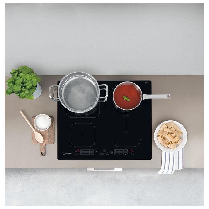Indesit IB65B60NE Piano cottura a induzione 60 cm 4 zone DualZone PushandGo colore Nero