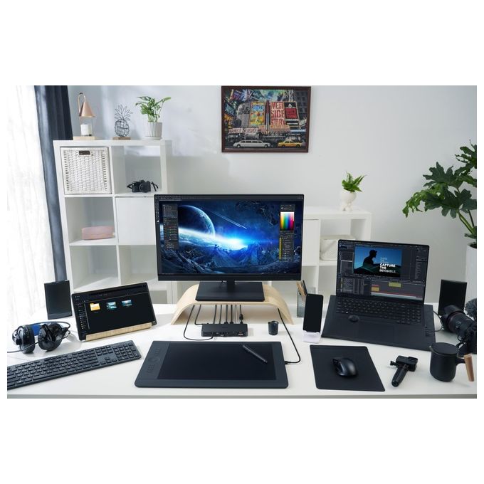 Asus 90XB08DN-BDS010 DC500 Docking Station Thunderbolt 4 Triple 4K 3 Monitor 2x HDMI 2.1 2x USB 3.2 Ethernet 2.5 Gbps 150W colore Nero