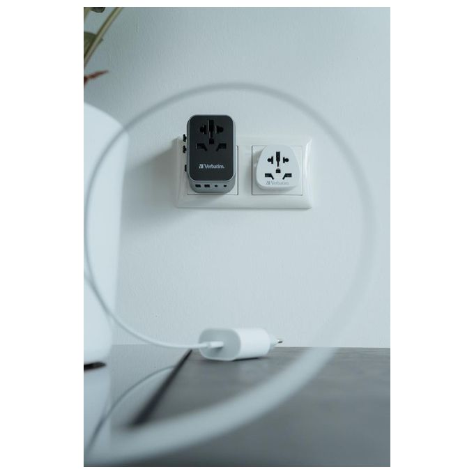 Verbatim Univesal Travel Adapter UTA-03 USB-C 30W 2xUSB-C 2xUSB-A