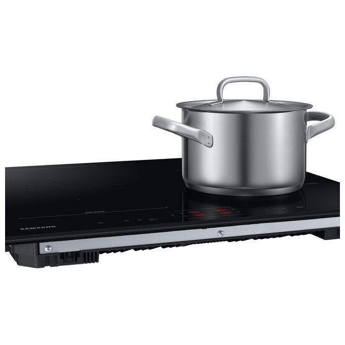 Samsung NZ64B5045GK Piano cottura a induzione 60cm 4 zone Flex Zone Slim Fit Wi-Fi colore Nero