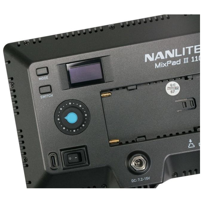 Nanlite MIXPADII11C MixPad II 11C RGBWW Luce LED Multicolore con Effetti Speciali CRI 95 TLCI 98 Temperatura Colore Regolabile 2700K-6500K colore Nero