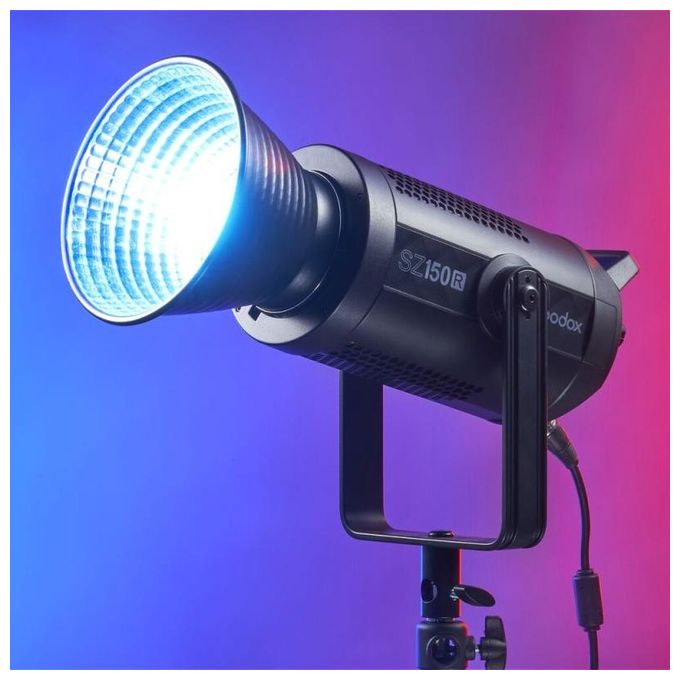Godox SZ150R Illuminatore LED RGB Bi-Color 150 W Zoomabile CRI 97 TLCI 96 32 Canali Wireless Effetti Speciali colore Nero
