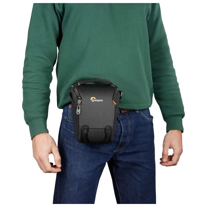 Lowepro LP37454-PWW Adventura TLZ 30 III Borsa a Tracolla per Fotocamera Mirrorless Compatibile Sony Alpha 7 e Canon RP Materiale Riciclato 85% colore Nero