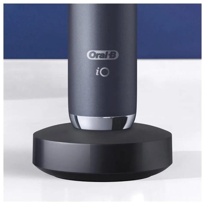 Oral-B 408666 iO Series 9N Spazzolino elettrico a vibrazione magnetica 7 modalita' Timer 2 min Schermo interattivo colore Nero