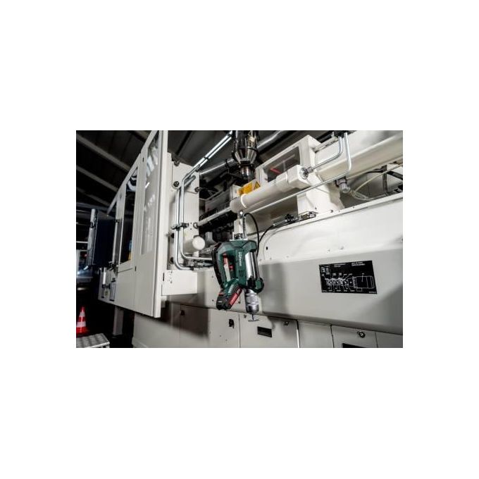 Metabo 600789850 FP 18 LTX Pistola Ingrassatrice a Batteria 18V 690 bar 400 ml Tubo 1200 mm