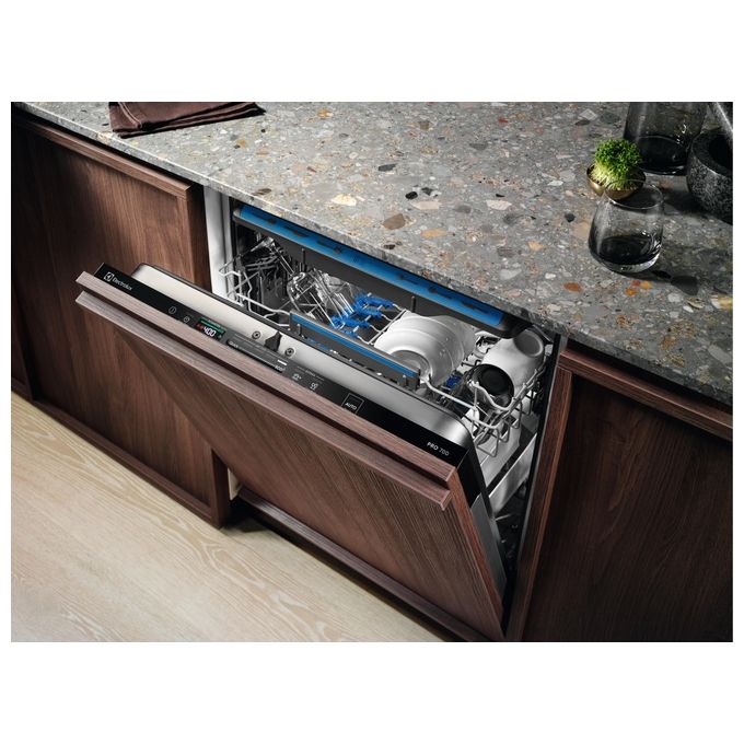 Electrolux EES48405L Serie 600 Lavastoviglie Incasso Totale 14 coperti Classe C SatelliteClean AirDry 44 dB (82x60x55 cm) colore Nero