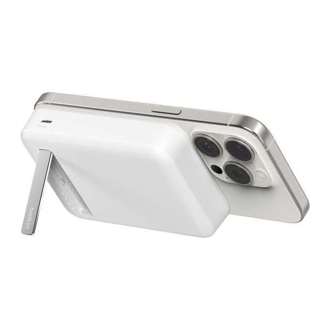 Belkin BPD008 BoostCharge Pro Power Bank Wireless 10000 mAh Qi2 15 W con Supporto Integrato e Ricarica Passante colore Bianco