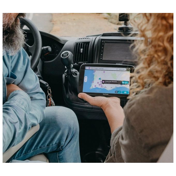 TomTom 1YD7_002_31 GO Camper Max 700 Navigatore per Camper e Roulotte Schermo 7'' Wi-Fi Mappe Mondo Aggiornamenti Mensili Premium Pack colore Nero