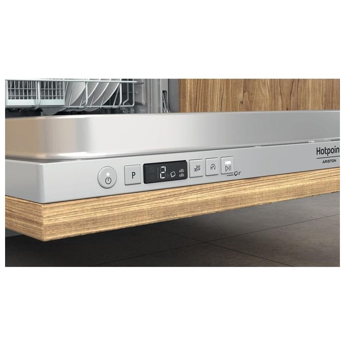 Hotpoint HI 5020 WC Lavastoviglie Incasso 14 coperti Classe E 46 dB ActiveDry Motore Inverter (82x59.8x55.5 cm) colore Argento