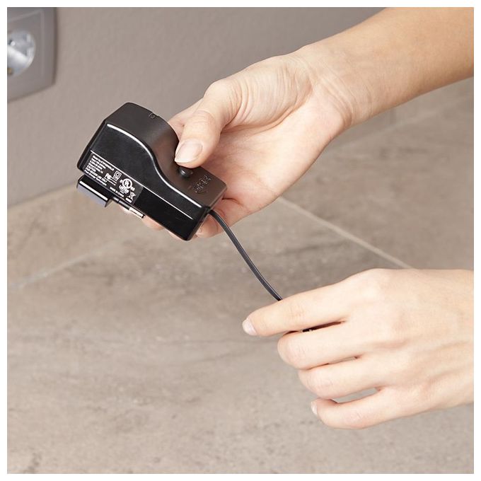 Retrak Caricatore Usb Retrattile