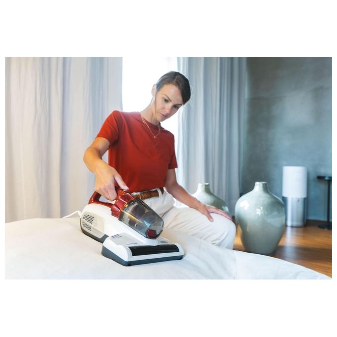Hoover MBC500UV Aspirapolvere con Filo senza Sacco Capacita' 0,3 Litri Sistema Ciclonico Rosso-Bianco