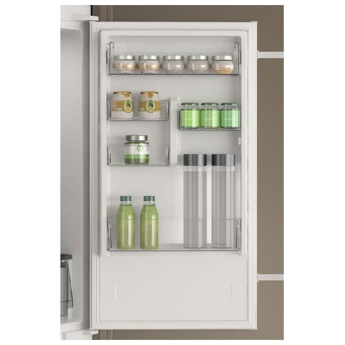 Whirlpool WHC18 T132 Frigorifero Combinato da Incasso 250 L 177 cm Classe E 32 dB No Frost Multi-Airflow colore Bianco
