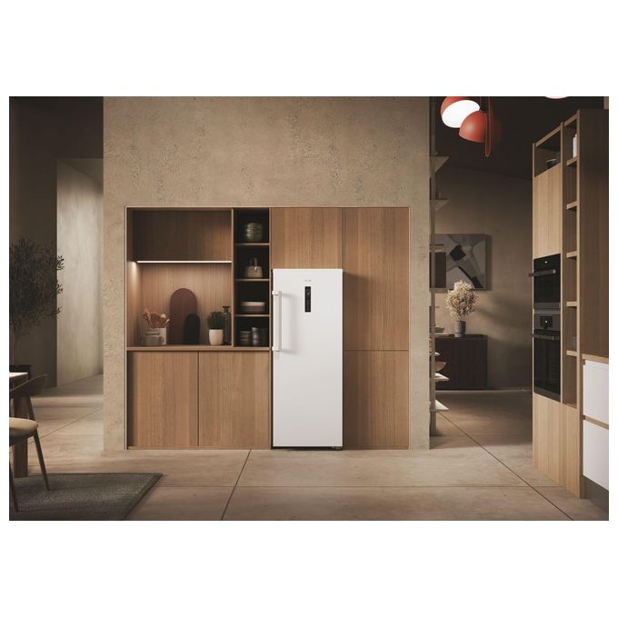 Haier H4F226WEH1 Congelatore Verticale 226 L 153 cm Classe E 37 dB No Frost 4 stelle colore Bianco