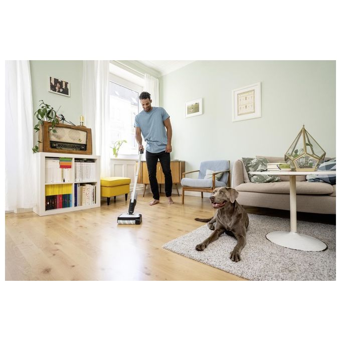 Kärcher 1.056-200.0 FC 2-4 Lavapavimenti Cordless Batteria 4V 2,5 Ah autonomia 20 min doppio serbatoio 70 m² colore Nero
