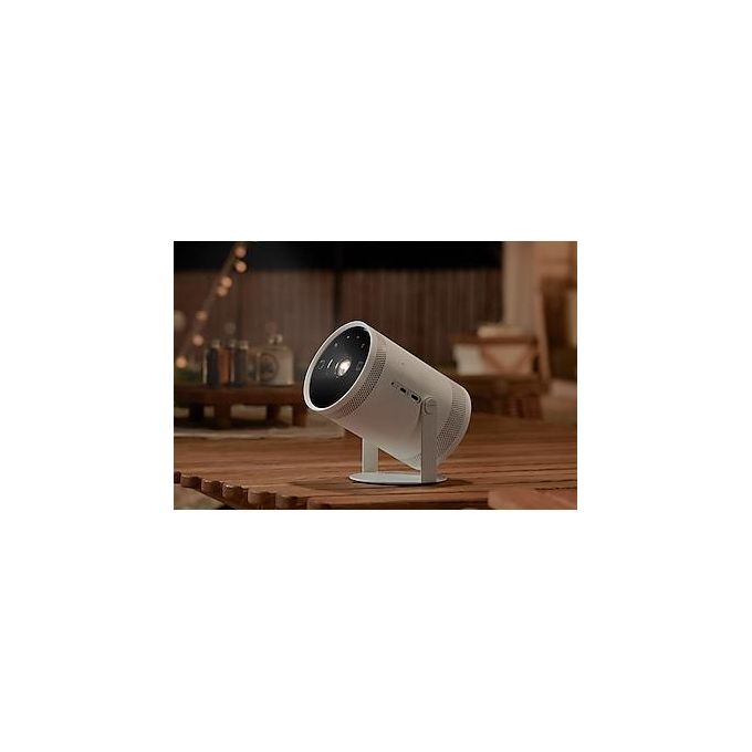 Samsung LFF3C The Freestyle 2nd Gen Proiettore Portatile Full HD 300 Lumen Wi-Fi Bluetooth 5.2 Smart TV HDR10+ Auto Focus Auto Leveling colore Bianco