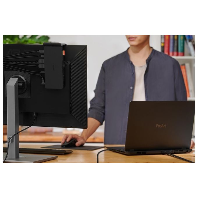 Asus 90XB08DN-BDS010 DC500 Docking Station Thunderbolt 4 Triple 4K 3 Monitor 2x HDMI 2.1 2x USB 3.2 Ethernet 2.5 Gbps 150W colore Nero