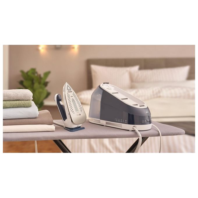 Braun IS5245BL CareStyle 5 Ferro da Stiro con Caldaia 2400W 2 L 6.8 bar Piastra Eloxal Plus FreeGlide 3D colore Blu