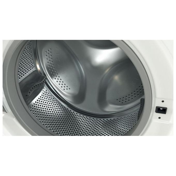 Indesit Innex BWSE 7125X SV IT Lavatrice carica frontale Slim 7 Kg 1200 giri Classe B Bianco