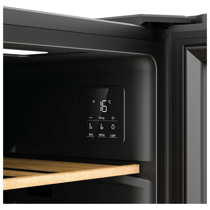 Candy CWC034 DiVino Cantinetta Vino 34 Bottiglie Classe G 37 dB Wi-Fi Ripiani Legno Libera Installazione colore Nero