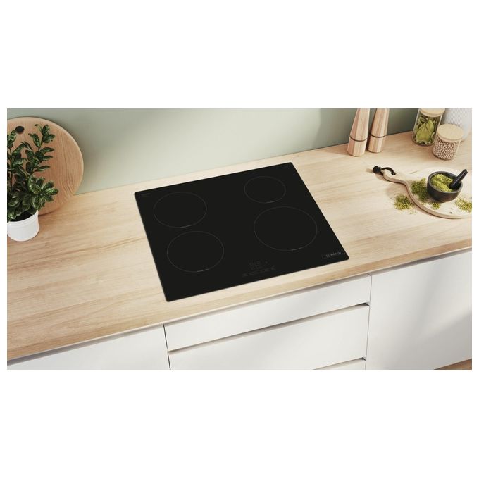 Bosch PUE611BB5E Serie 4 Piano cottura a induzione 60 cm 4 zone 4600 W colore Nero