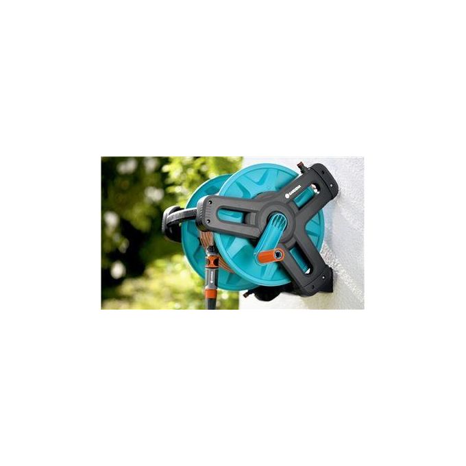 Gardena 8009-20 Classic 50 Set Avvolgitubo a Parete Manuale 20 m tubo 13 mm capacita' 50 m colore Nero Verde