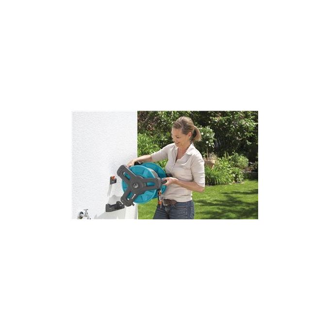Gardena 8009-20 Classic 50 Set Avvolgitubo a Parete Manuale 20 m tubo 13 mm capacita' 50 m colore Nero Verde