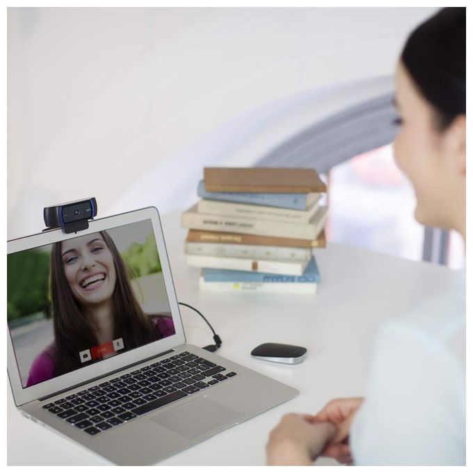 Logitech, Webcam HD Pro C920, Full HD 1080p, Audio Stereo, Correzione Luce HD