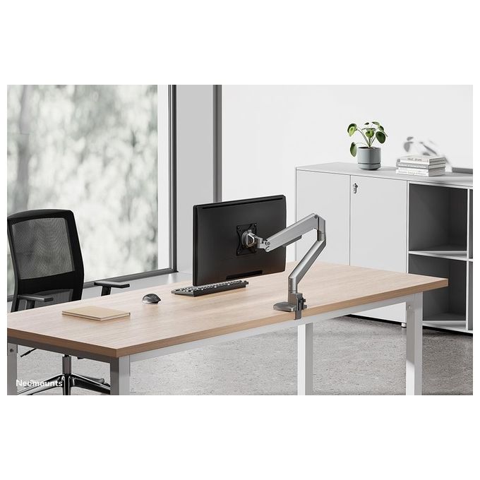 Neomounts DS70-250SL1 Braccio per Monitor 17-35'' Regolazione Altezza a Molla a Gas Rotazione 360° Inclinazione -45° a 45° colore Argento