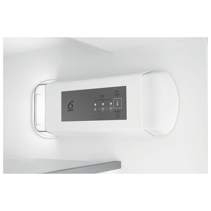 Whirlpool WHC18 T132 Frigorifero Combinato da Incasso 250 L 177 cm Classe E 32 dB No Frost Multi-Airflow colore Bianco