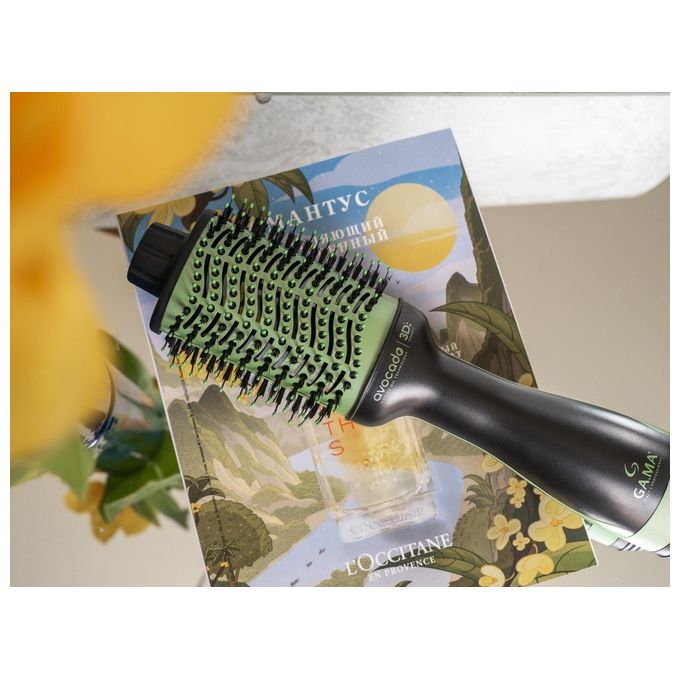 Ga.ma GH4002 Avocado 3D Therapy Spazzola ad aria calda 1100 W 3 temperature Ion Technology cavo girevole colore Nero Verde