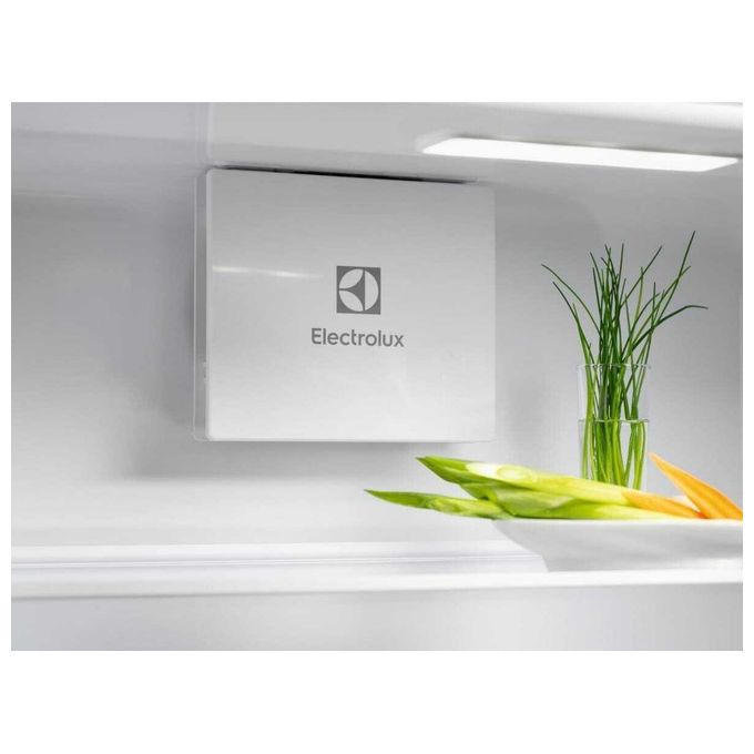 Electrolux ENG7TE75S Serie 700 Frigorifero Combinato da Incasso 376 L 188 cm Classe E 35 dB Total No Frost GreenZone colore Bianco