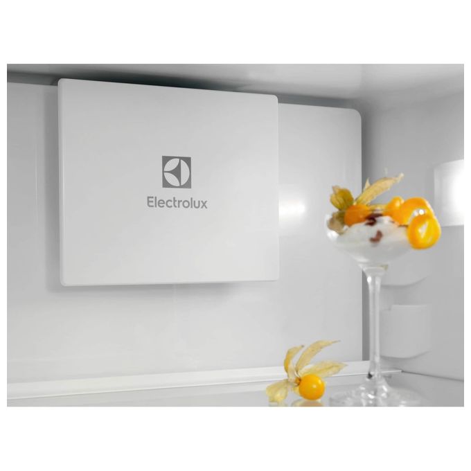 Electrolux ENP7MD18S Serie 700 Frigorifero da Incasso 249 L 177 cm Classe D 35 dB No Frost GreenZone+ colore Inox