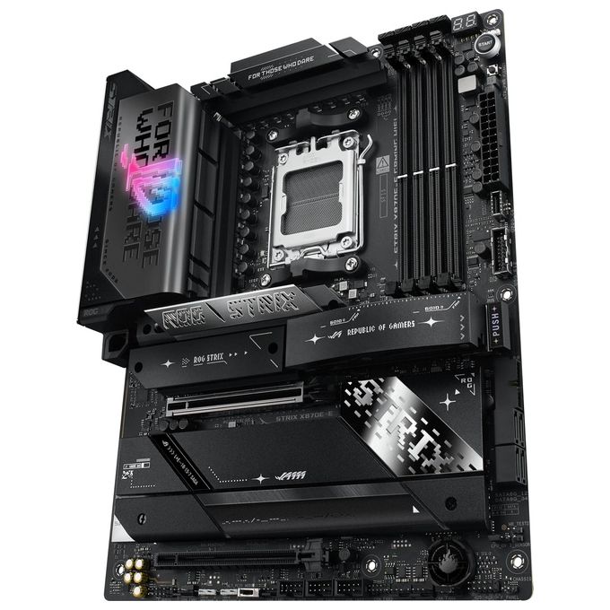Asus 90MB1IB0-M0EAY0 ROG Strix X870E-E Gaming WiFi Scheda Madre ATX Socket AM5 DDR5 PCIe 5.0 5x M.2 Wi-Fi 7 USB4