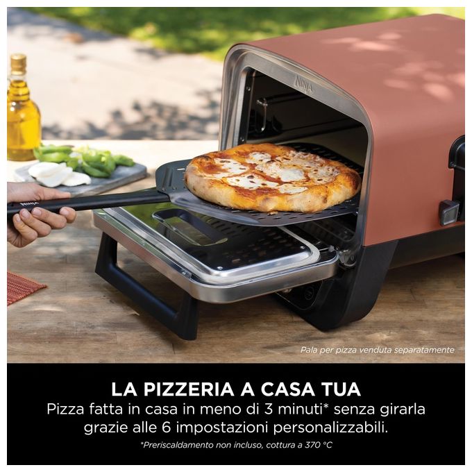 Ninja OO101EU Forno Elettrico da Esterno e Affumicatore 8 Programmi di Cottura Potenza 2400 W Temperatura Max 370 °C (45.7x54.6x38 cm) colore Inox-Rosso