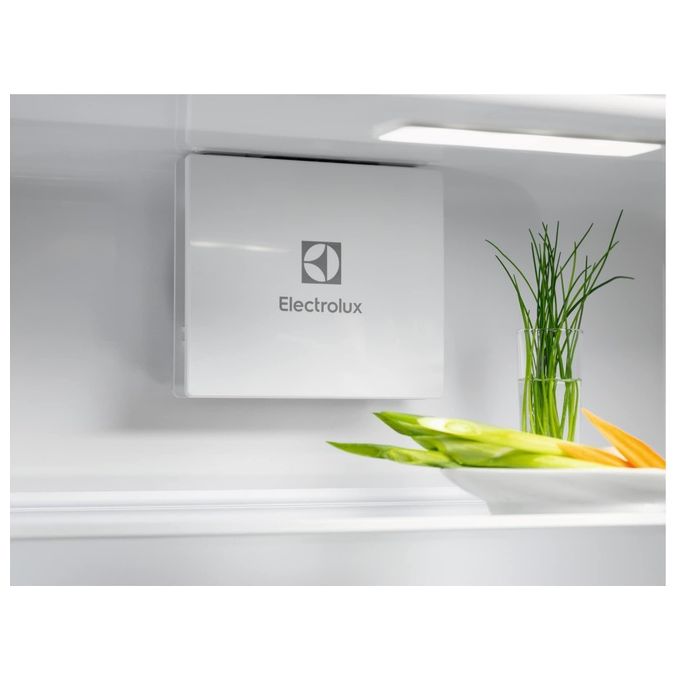 Electrolux ENG7TE18S Serie 700 GreenZone Frigorifero Combinato da Incasso 256 L 177 cm Classe E 36 dB Total No Frost colore Bianco