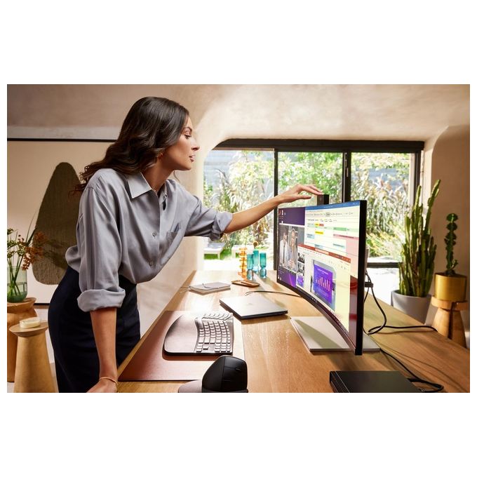 HP 8K157UT#ABB Series 7 Pro Monitor 34'' WQHD IPS Black Curvo con Webcam 5 MP HDR e Thunderbolt 4 colore Nero