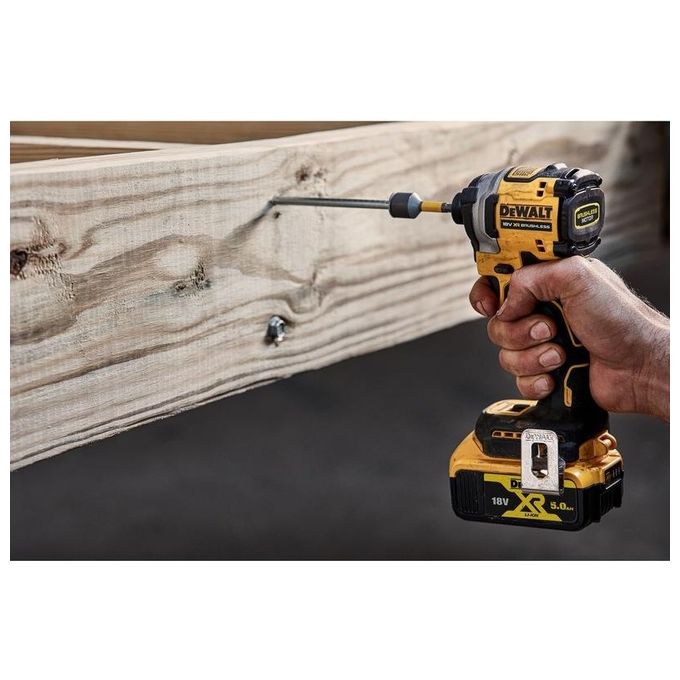 DEWALT DCF850NT-XJ Avvitatore ad impulsi 18V Brushless 3 velocita' 205 Nm attacco 1-4 pollici colore Nero e Giallo
