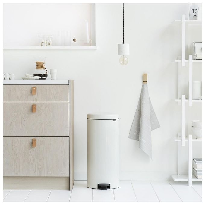 Brabantia Pedal Bin Newicon Pattumiera a Pedale 30 Litri Bianco