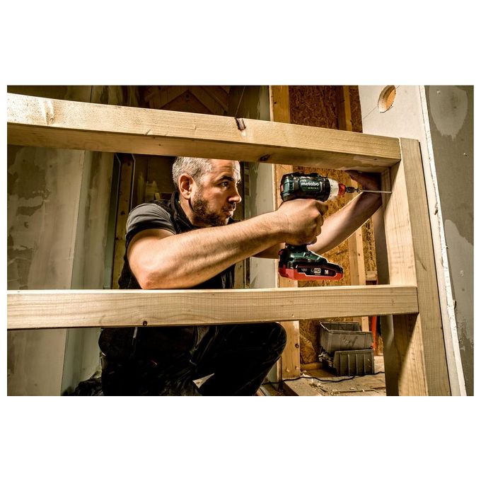Metabo 602334840 BS 18 LT BL Q Trapano-avvitatore a batteria Brushless 2100 giri-min 1,3 cm acciaio 3,8 cm legno 1,5 kg colore Nero