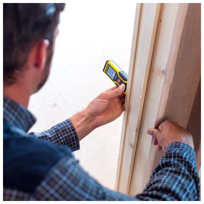 Stanley Tlm50 Misuratore Distanze Laser 15Cm-15Mt Con Precisione 3,0Mm