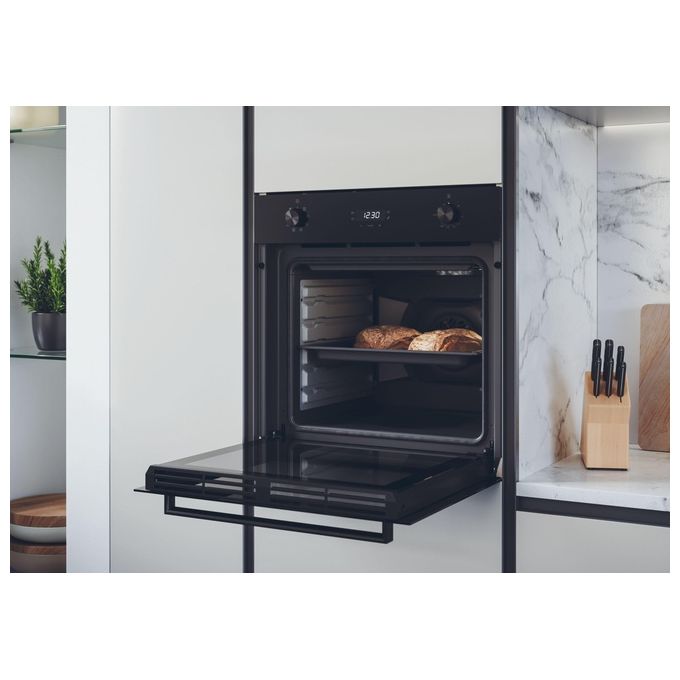 Candy FMBC565 Moderna Forno da incasso Elettrico Ventilato 65 L Classe A+ 8 funzioni Autopulizia catalitica (59x59x56 cm) colore Nero