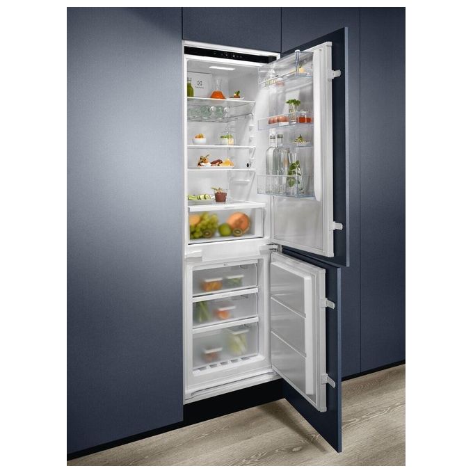 Electrolux ENG7TE18S Serie 700 GreenZone Frigorifero Combinato da Incasso 256 L 177 cm Classe E 36 dB Total No Frost colore Bianco