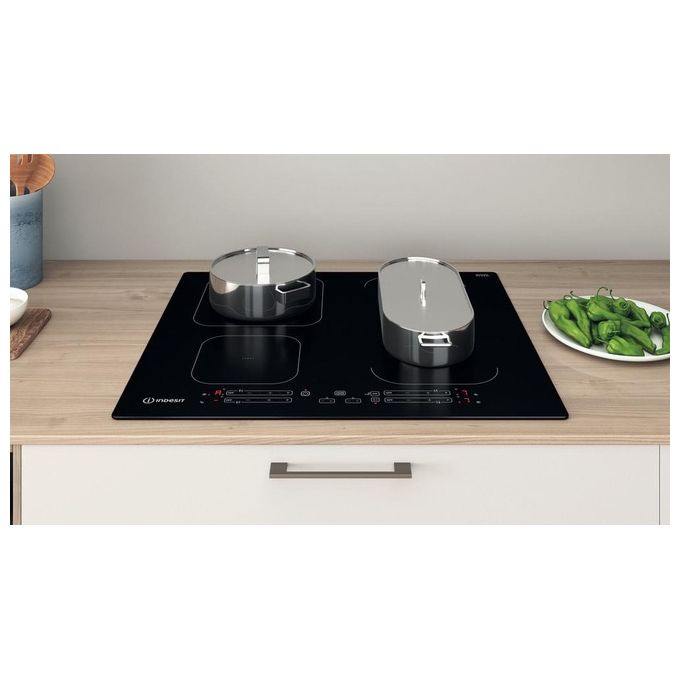 Indesit IB65B60NE Piano cottura a induzione 60 cm 4 zone DualZone PushandGo colore Nero