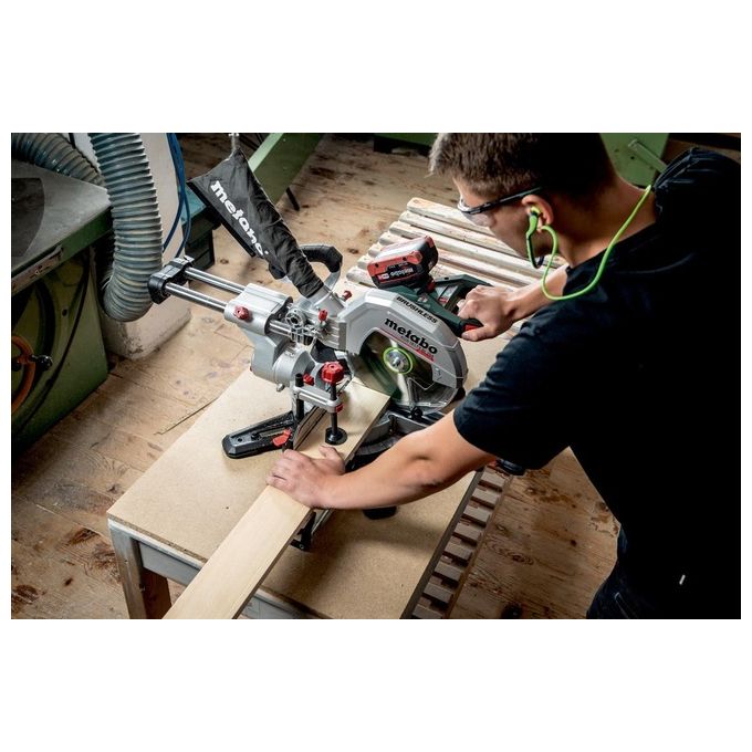 Metabo 614254850 KGS 18 LTX BL 254 Troncatrice a Batteria con Motore Brushless e Funzione di Scorrimento colore Nero