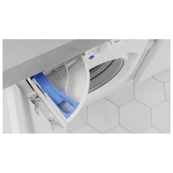 Indesit BIWDIL861485EU Lavasciuga da incasso 8-6 Kg 1400 rpm Classe D Inverter Pannellabile (81,5x59,5x54,5 cm) colore Bianco