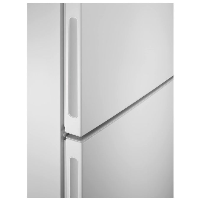 Electrolux LTB1AE24W0 Serie 500 Frigorifero Doppia Porta 206 L 143 cm Classe E 39 dB ColdSense LowFrost colore Bianco